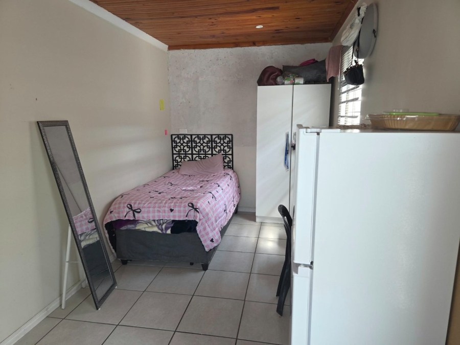 5 Bedroom Property for Sale in Erica Township Western Cape